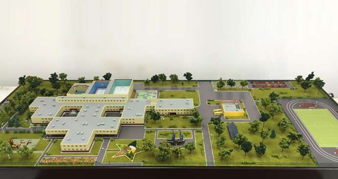 School building model - photo