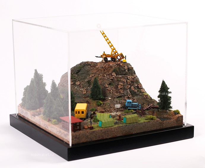 Mountain model souvenir