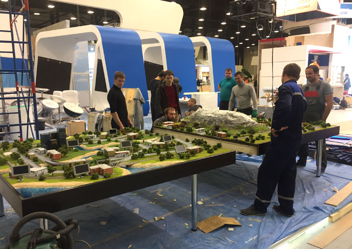 Installation and connection of electricity and mechanics on the model of the railway for Gazprom