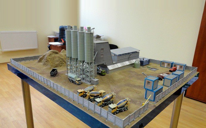 Model of concrete plant - photo
